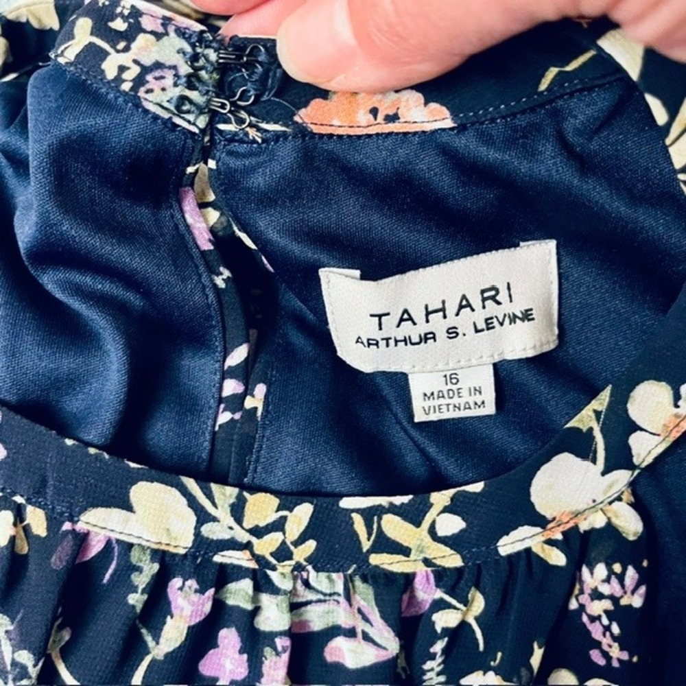 Tahari Arthur S. Levine Navy Floral Halter Smocked Waist Tiered Maxi Dress 16 - Picture 8 of 10
